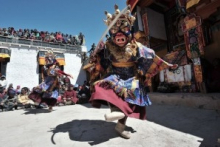 Путешествие в НЕПАЛ. Обучение экзотическим массажам: тибетскому Ку-Нье, звукотерапии поющими чашами — 15 февраля-3 марта 2014