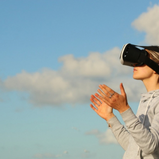 Практический семинар "VR и дизайн интерьера: как новая технология изменит рынок"