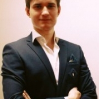 Антон Тарасов