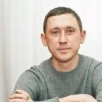 Александр Шутов