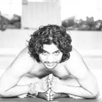 Йога с мастером из Индии