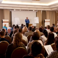 Живой тренинг по бизнесу и личностному росту Алекса Яновского