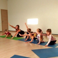 ЙОГА ДЛЯ детей Курс для инструкторов и осознанных родителей  по системе yogaflowkids