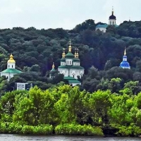 Места силы Печерска. Выдубицкий монастырь и ботсад