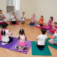 Детская игровая йога-обучение инструкторов)