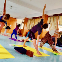 200-часовой курс подготовки преподавателей йоги