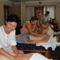 Обучение экзотическим видам массажа в Непале: Тибетский массаж Ку-нье, Моксотерапия, Звукотерапия планетарными чашами, терапия Хорге-метса