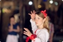 Зажигательные и полезные Танцы чакр с Ксенией Фроловой