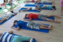 Детский курс Арт эксель. Популярная программа йоги для детей 8–13 лет