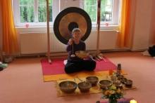 Клангмассаж-массаж тибетскими чашами