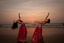 Бесплатный урок Храмовые танцы от прекрасной Златы. Подарок на 8-е марта