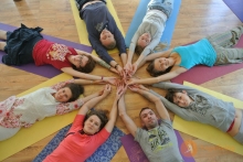 Йога-психологический ретрит Yogaliving Вход в весну!