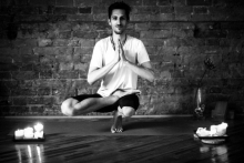 Теория и практика: Основы йоги